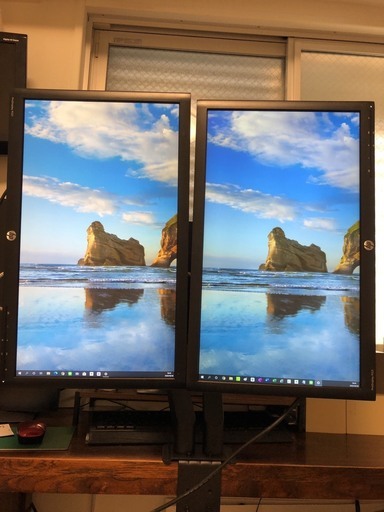 マルチディスプレイ用　液晶モニター中古2台　モニターアーム（新品）セット　大阪府豊中市