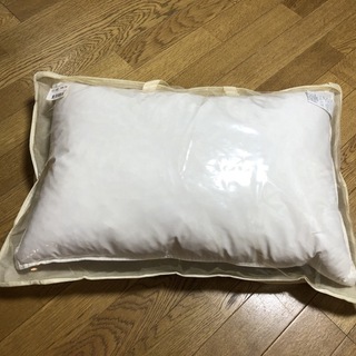 ☆ニトリ羽根枕未使用品☆