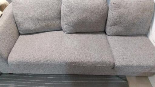 グレーのソファー