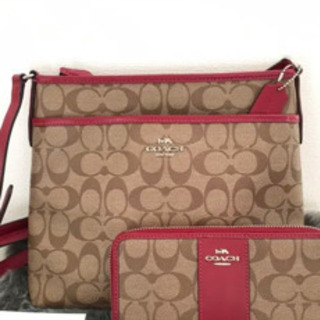 新品 2点セット Coach コーチ ピンクレッド ショルダーバッグ 長財布 はいさい うるまの靴 バッグの中古あげます 譲ります ジモティーで不用品の処分