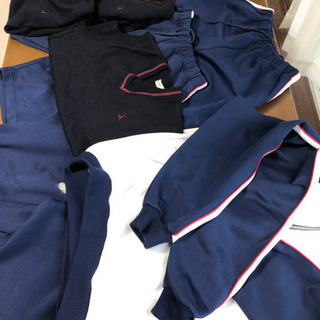 浜松開誠館　体操服　セーター　ベスト　ネクタイ　１つにつき300円
