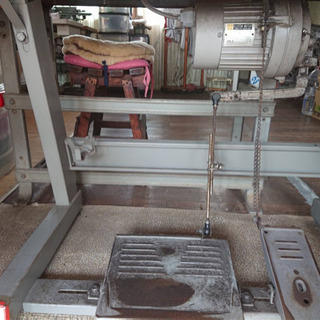 【業務用ミシン!!】　ロックミシン工業用ミシン PEGASUS L152-21 ペガサス ロックミシン