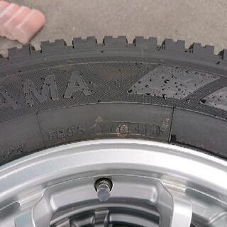 美品 キャラバン用スタッドレスタイヤ&アルミホイール cd004