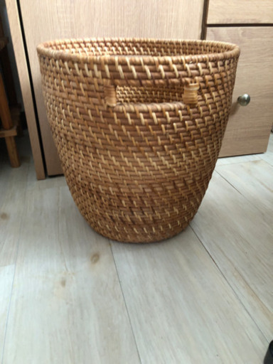 ニトリラタン鉢カバー Hitomi 西荻窪の家庭用品 ガーデニング の中古あげます 譲ります ジモティーで不用品の処分