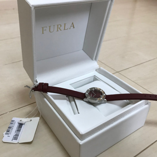 新品 未使用】 FURLA ♡ 腕時計-