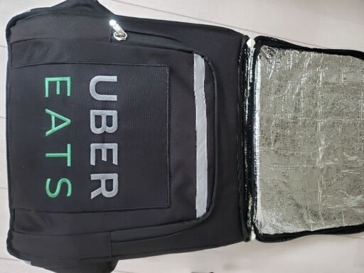 Uber EATSの公式配達バッグ