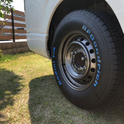 ハイエース ネオクラ ネオクラシック 215/70R15 BFグッドリッチ Radial T/A