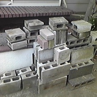 見積もり無料　コンクリート、軽量ブロック、ガラ、ガラス、陶器回収いたします。 の画像