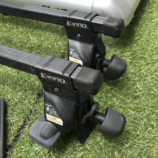 INNO ルーフキャリアセット（バー長さ 1170mm） ミライースで使用