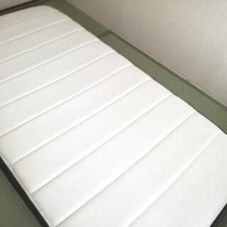 ニトリ　シングルベッド用のマットレスお譲りします　除菌スプレー使用