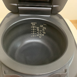 タイガー土鍋圧力IH炊飯ジャー炊きたて　JPH-B101(KB)ボルドーブラック