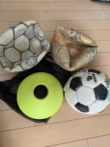 少年サッカーボール マーカーコーン ニャン 高輪台のサッカーの中古あげます 譲ります ジモティーで不用品の処分