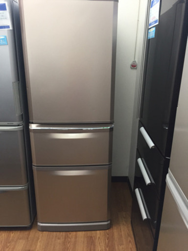 安心の6ヶ月動作保証付！2015年製のMITSUBISHI(ミツビシ)3ドア冷蔵庫です！