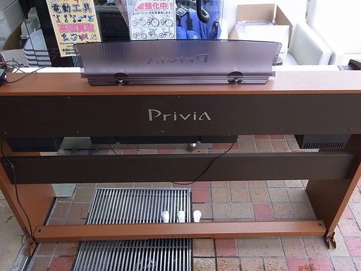 売約済 CASIO Privia PX-730 電子ピアノ 88鍵 3本ペダル 美品です