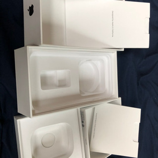 iPhone xsmax と airpod 2 の箱
