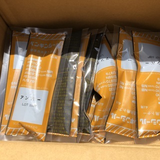 シ－リング材料、セメダイン8缶、コニシ2缶、アンバ－トナー8個