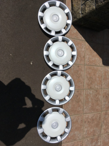 ムーヴキャンバス純正ホイールキャップ4枚セット新車外し新品未使用4枚セット美品 ダイゴ 幌別のタイヤ ホイール の中古あげます 譲ります ジモティーで不用品の処分 ムーヴキャンバス純正ホイールキャップ4枚セット新車外し新品未使用4枚セット美品 ダイゴ 幌別のタイヤ ホイール の中古あげます 譲ります ジモティーで不用品の処分