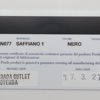 《PRADA/ヴィッテロ マネークリップ》ABランク ギャラ、箱有り 送料無料