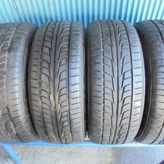 ファイアーストーン　FIREHAWK WIDE OVAL 215/45R17　4本 9分溝　2018年製　程度良好！