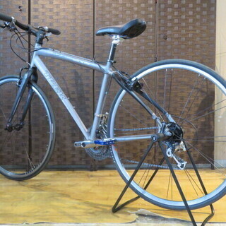 ■　TREK 7.7FX トレック シルバー 17.5” 44.5cmサイズ シマノ 105 27速 クロスバイク 自転車 札幌発