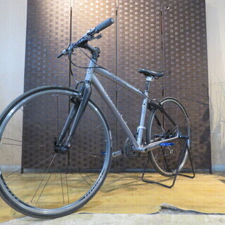 ■　TREK 7.7FX トレック シルバー 17.5” 44.5cmサイズ シマノ 105 27速 クロスバイク 自転車 札幌発