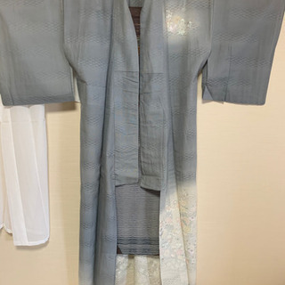 美品　値下げお買得　グレー３点セットタグ付き　購入価格総額70万　女性用着物　