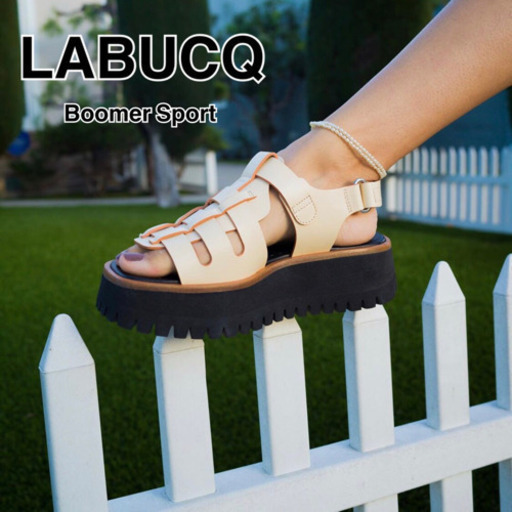 LABUCQ スポーツ 靴　厚底サンダル