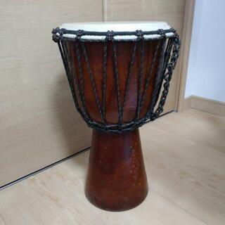 【取引中】アフリカ民族楽器 ジャンベ