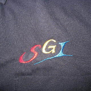 SGI　ポロシャツ　M　私のデザインしたフォントです。赤とピンク...