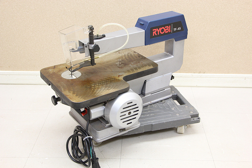 RYOBI リョービ 卓上糸鋸盤 TF-45DIY 切断 切り抜き 糸鋸 糸のこ盤 糸のこ 卓上糸ノコ 工作 糸鋸 木工 電動 のこ 切断機(D3589wY)②