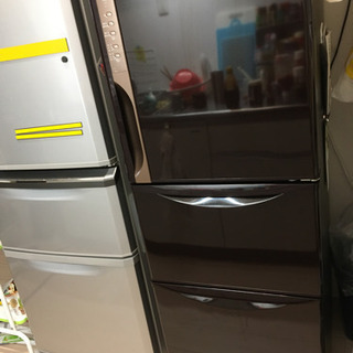 【美品】HITACHI　ノンフロン冷凍冷蔵庫　R-K38JV　2019年製　H 美原店 2019年製 自動製氷付き HITACHI 3ドア ノンフロン冷凍