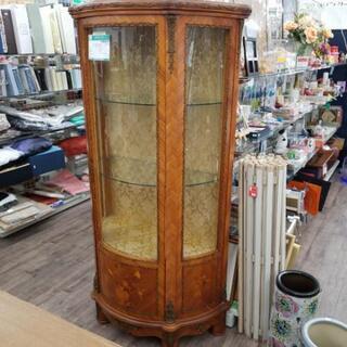 家具 キュリオケース 飾り棚 カップボード アンティーク調 鍵付 18,000円