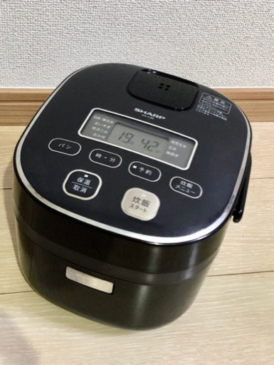 【値下げ】シャープの炊飯器 ブラック キレイで問題なく使用できています