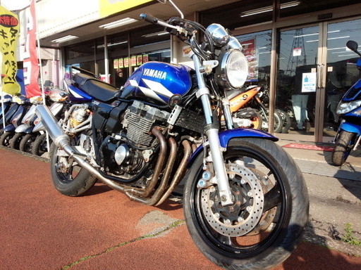 NO.3254　ＸＪＲ４００Ｒ－３　空冷４サイクル１６バルブ４気筒エンジン　メタリックブルー（ストロボカラー）　☆彡