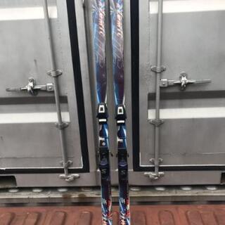 ATOMIC スキー板