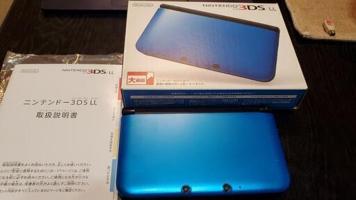 値下げ！ニンテンドー３DSLLブルーモンハン４ソフト付き
