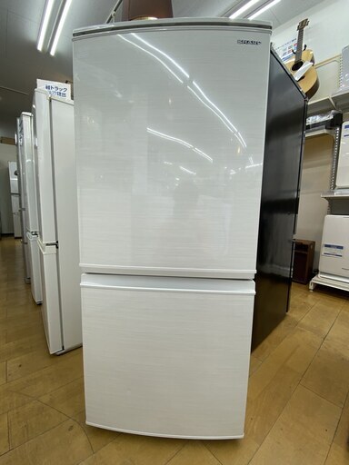 【安心・安全の1年保証】SHARPの冷蔵庫あります！！