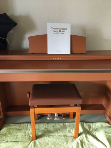 電子ピアノ　KAWAI