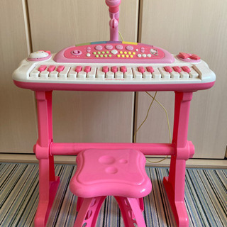 キティーちゃんピアノのおもちゃ(値下げしました！)