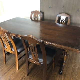 カリモクのテーブルと椅子のセット