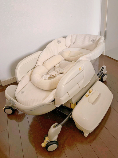ナチュラルな雰囲気がお好きな方に☆バンボ、STOKKE、ベッドガード、パドル ジャンパー ナチュラルな雰囲気がお好きな方に☆バンボ、STOKKE、ベッドガード