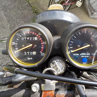 ヤマハ　DT125M　低走行　　程度良好　　(いったん取り消しをします）