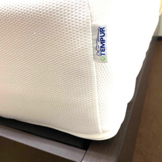 セミダブルベッド(美品)】原価20万超え！照明、テンピュール◎