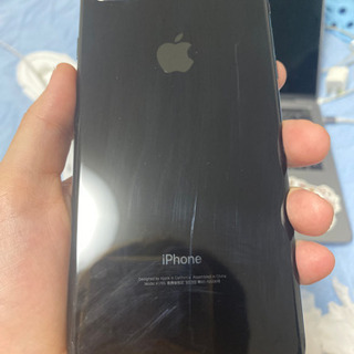 SIMフリー　IPHONE 7 Plus 