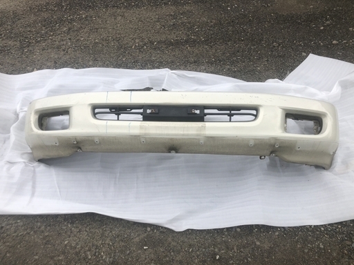 ランクル 100 前期 純正 フロント バンパー used
