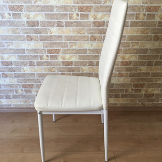 【お取引き決まりました】4人掛けダイニングテーブル➕椅子4脚付