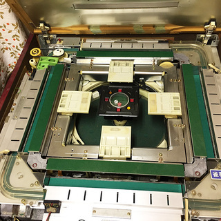 【新品】レッド 全自動麻雀卓 28mm ガラス製 折りたたみ 家庭用 楽天市場】全自動麻雀卓 1年保証 赤牌点棒焼鳥除湿剤付 雀荘33mm牌 座