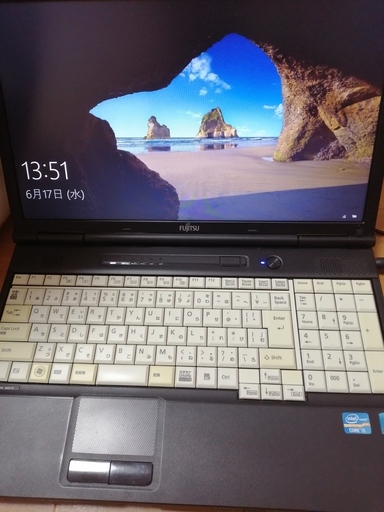 富士通　Lifebook 高性能第2世代Core i5搭載 メモリ4G HDD320G Wifi対応 大画面15.6インチ  最新Windows10搭載