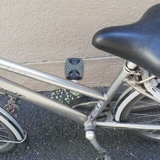 ブリジストンアルベルト26インチ自転車 オートライト変速機能3段