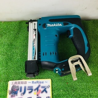 マキタ ST420D 充電式タッカ【リライズ野田愛宕店】【店頭取引限定】【中古】管理番号：2400010103414 マキタ ST420D 充電式タッカ【リライズ野田愛宕店】【店頭取引限定